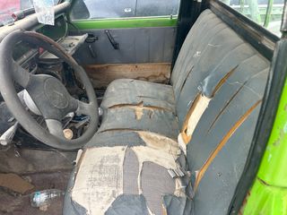 MAZDA PICK UP (UA) B12 1978 Model (B12 1200 cc)-thumb-11