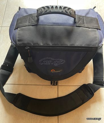 Τσάντα Φωτογραφικής Μηχανής Lowepro Nova 4 AW