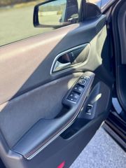 Mercedes-Benz CLA 180 2017 AMG LINE-thumb-11