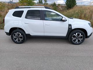 Dacia Duster 2022-thumb-5