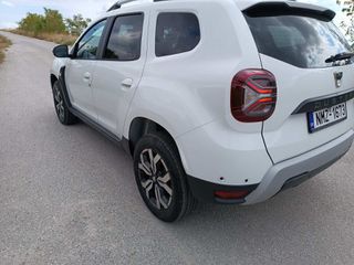 Dacia Duster 2022-thumb-9