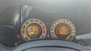 Toyota Auris 2011-thumb-2