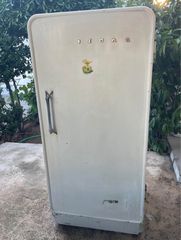 Ψυγείο Ιζόλα Ψ8