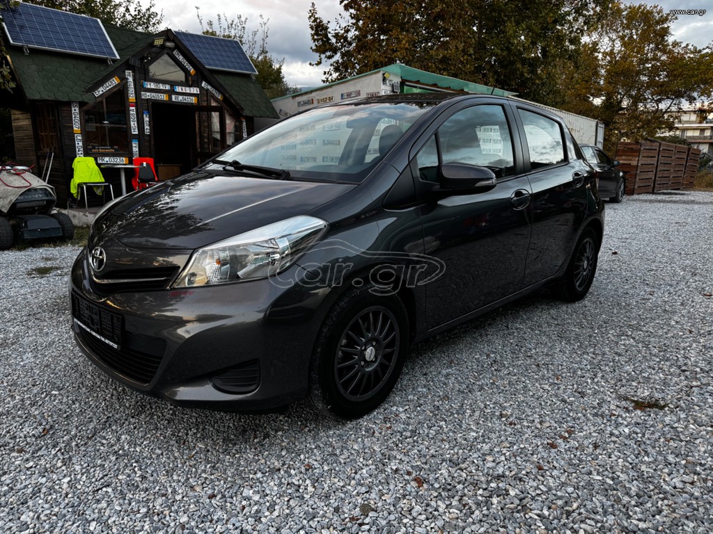 Toyota Yaris 2012