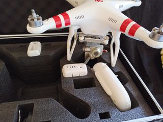 Multicopters-Drones DJI 2016 Phantom 2 vision plus
