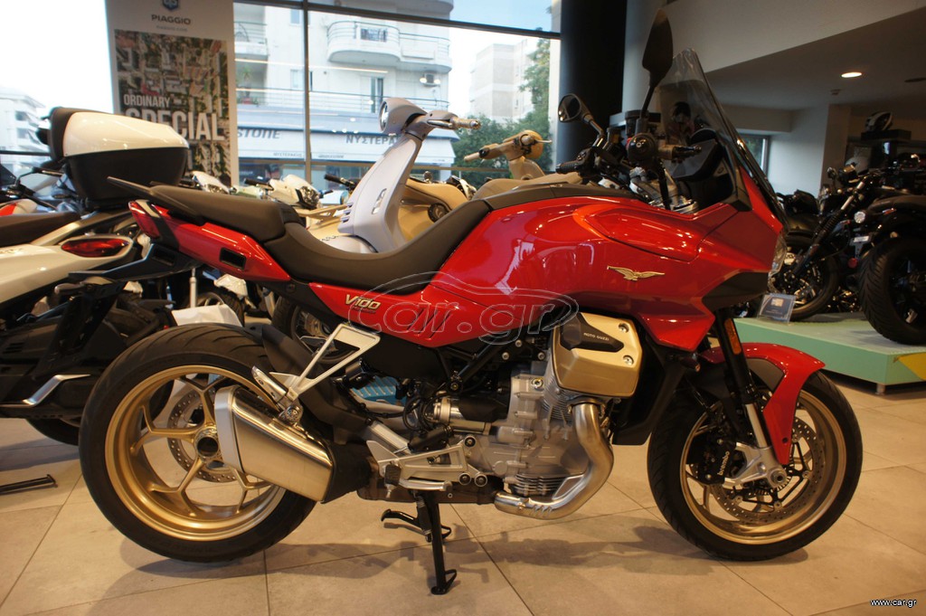 Moto Guzzi V 100 2025 MG V100 MADELLO