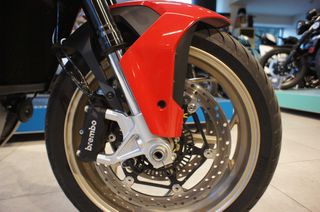 Moto Guzzi V 100 2025 MG V100 MADELLO-thumb-4