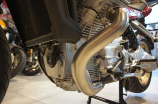 Moto Guzzi V 100 2025 MG V100 MADELLO-thumb-12