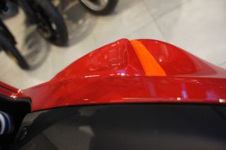 Moto Guzzi V 100 2025 MG V100 MADELLO-thumb-20