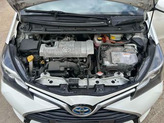 Toyota Yaris 2016 1.5 HYBRID-thumb-14