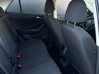Volkswagen T-Roc 2019 1.6 TDI ADVANCE-thumb-12