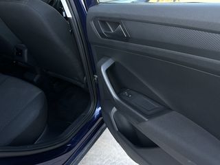 Volkswagen T-Roc 2019 1.6 TDI ADVANCE-thumb-13