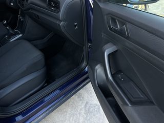 Volkswagen T-Roc 2019 1.6 TDI ADVANCE-thumb-16