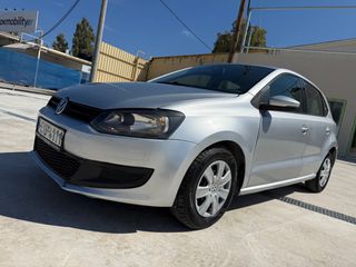 Volkswagen Polo 2011-thumb-2