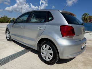 Volkswagen Polo 2011-thumb-6