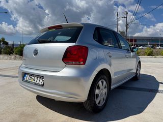 Volkswagen Polo 2011-thumb-7