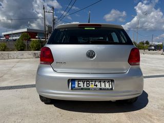 Volkswagen Polo 2011-thumb-8