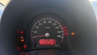 Suzuki Alto 2011-thumb-15