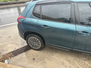 Peugeot 2008 2019 Limited 1500 cc-thumb-6