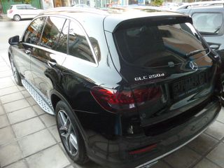 Mercedes-Benz GLC 250 2018 D 4MATIC 9G-TRONIC 204HP ΑΜG/ΝΑVI+CAMERA+ΔΕΡΜΑ+PANORAMA/ΕΛΛ.-thumb-4