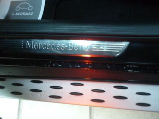 Mercedes-Benz GLC 250 2018 D 4MATIC 9G-TRONIC 204HP ΑΜG/ΝΑVI+CAMERA+ΔΕΡΜΑ+PANORAMA/ΕΛΛ.-thumb-37