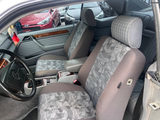 Mercedes-Benz CE 200 1993-thumb-12