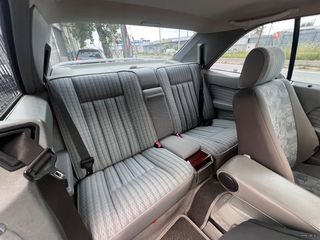 Mercedes-Benz CE 200 1993-thumb-16