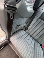 Mercedes-Benz CE 200 1993-thumb-17