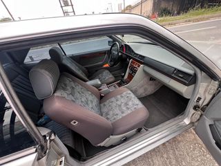 Mercedes-Benz CE 200 1993-thumb-18