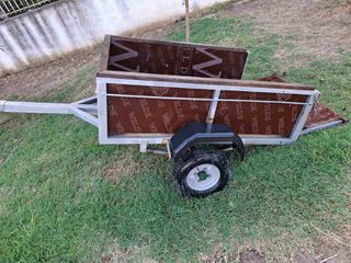 Τρέιλερ Αυτοκινήτου 2020