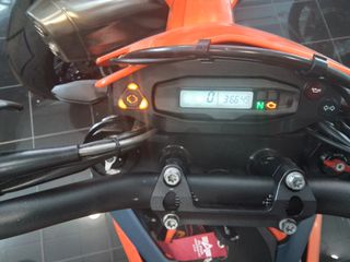 KTM 690 SMC 2023-thumb-4