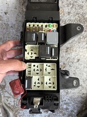 JAGUAR E-PACE ΑΣΦΑΛΕΙΟΘΗΚΗ GX7314A076AA-thumb-3