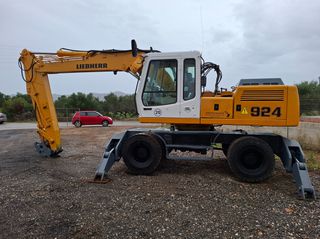 Εκσκαφέας Με Λάστιχα Liebherr 2000 924-thumb-5