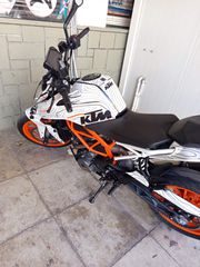 KTM 390 Duke 2021-thumb-5