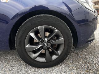 Opel Corsa 2016-thumb-19