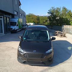 Ford Transit Courier 2016-thumb-2