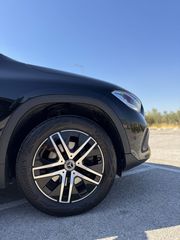 Mercedes-Benz GLA 180 2022-thumb-5