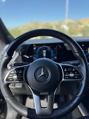 Mercedes-Benz GLA 180 2022-thumb-6