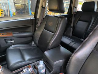 Jeep Grand Cherokee 2010-thumb-7