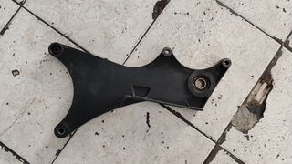 ΒΑΣΗ ΣΤΗΡΙΞΗΣ ΕΞΑΤΜΙΣΗΣ SCARABEO 125-150-200-250 ROTAX