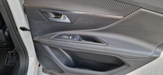 Peugeot 3008 2022 1.6 HYBRID 225 E-EAT8 ALLURE-thumb-31