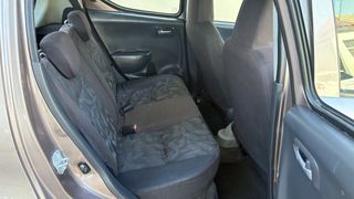 Suzuki Alto 2011-thumb-10