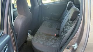 Suzuki Alto 2011-thumb-11