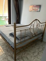 Χειροποίητο Υπέρδιπλο σιδερένιο κρεβάτι με στρώμα