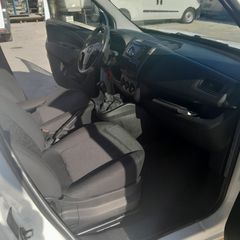 Opel Combo 2015-thumb-6