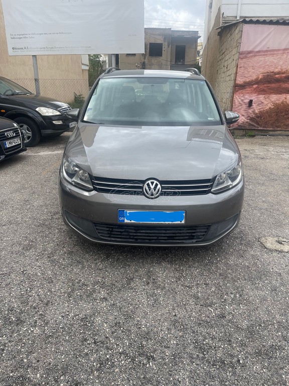 Volkswagen Touran 2011