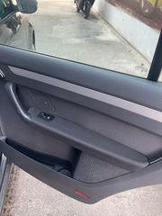 Volkswagen Touran 2011-thumb-11