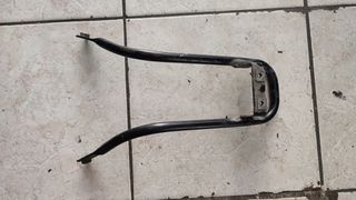 ΒΑΣΗ ΣΤΗΡΙΞΗΣ ΠΙΣΩ SCARABEO 125-150-200-250