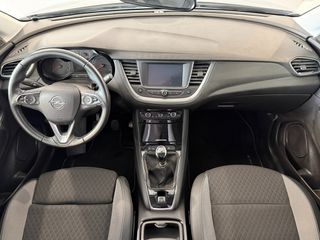 Opel Grandland X 2021 1.2cc 130hp MT6 Tech & Design-thumb-11