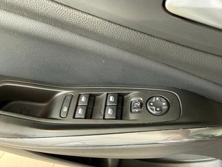 Opel Grandland X 2021 1.2cc 130hp MT6 Tech & Design-thumb-19